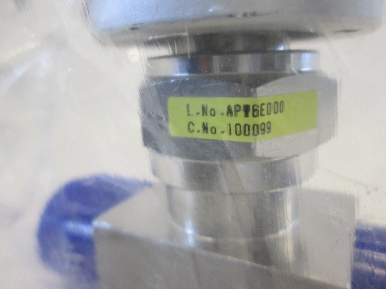 Fujikin, O.P. .34 -.69 MPa Pneumatic Valve, N.C, 316L, 1/2 MVCR, Used