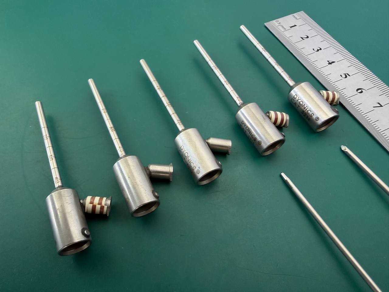 Dyonics 3214 Cannulas & Trocars, Small Joint 1.9mm Lot of 7 instruments
