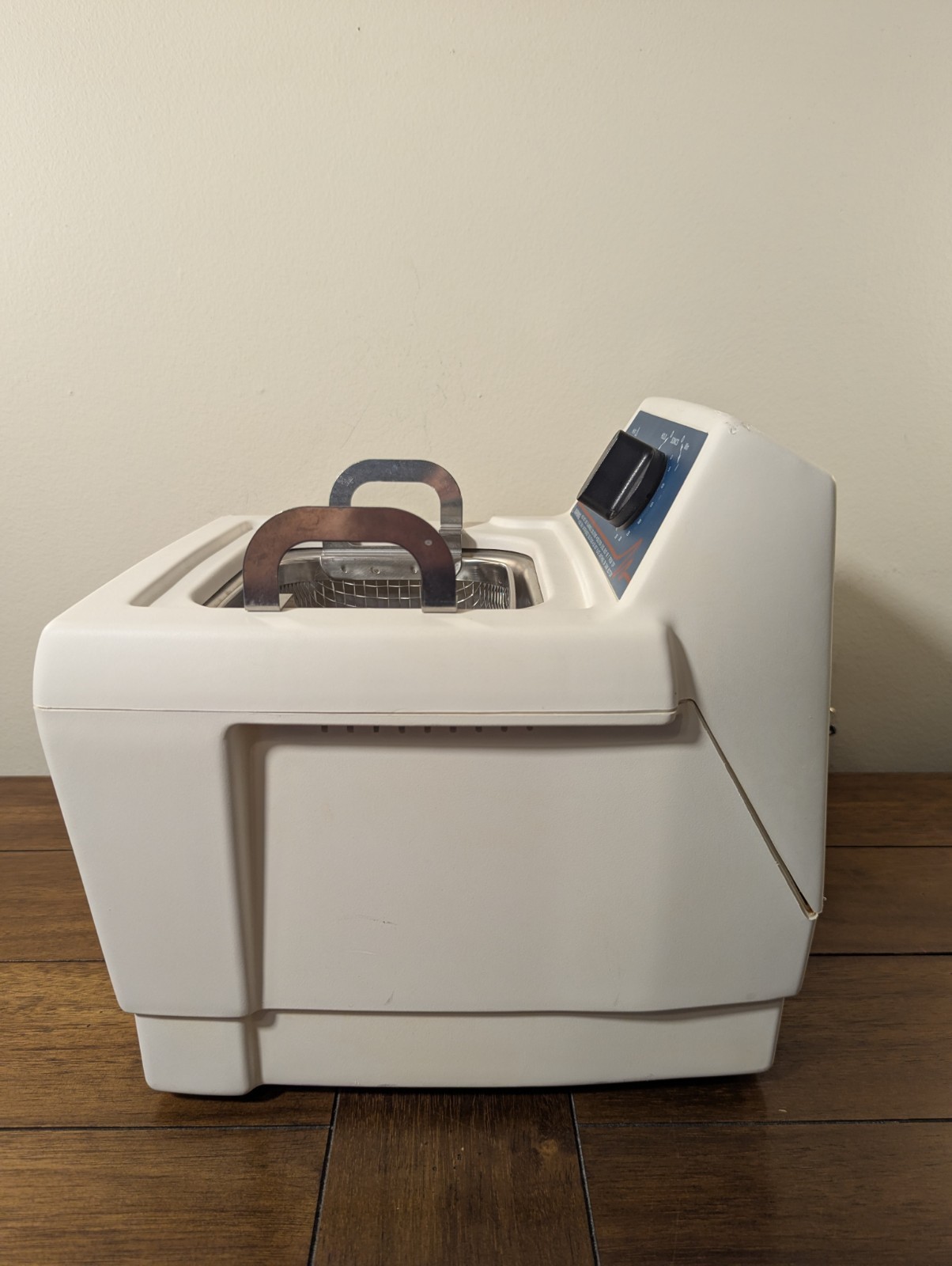 Branson 1510 Ultrasonic Cleaner Benchtop Laboratory Instrument 0.5 Gallon No Lid
