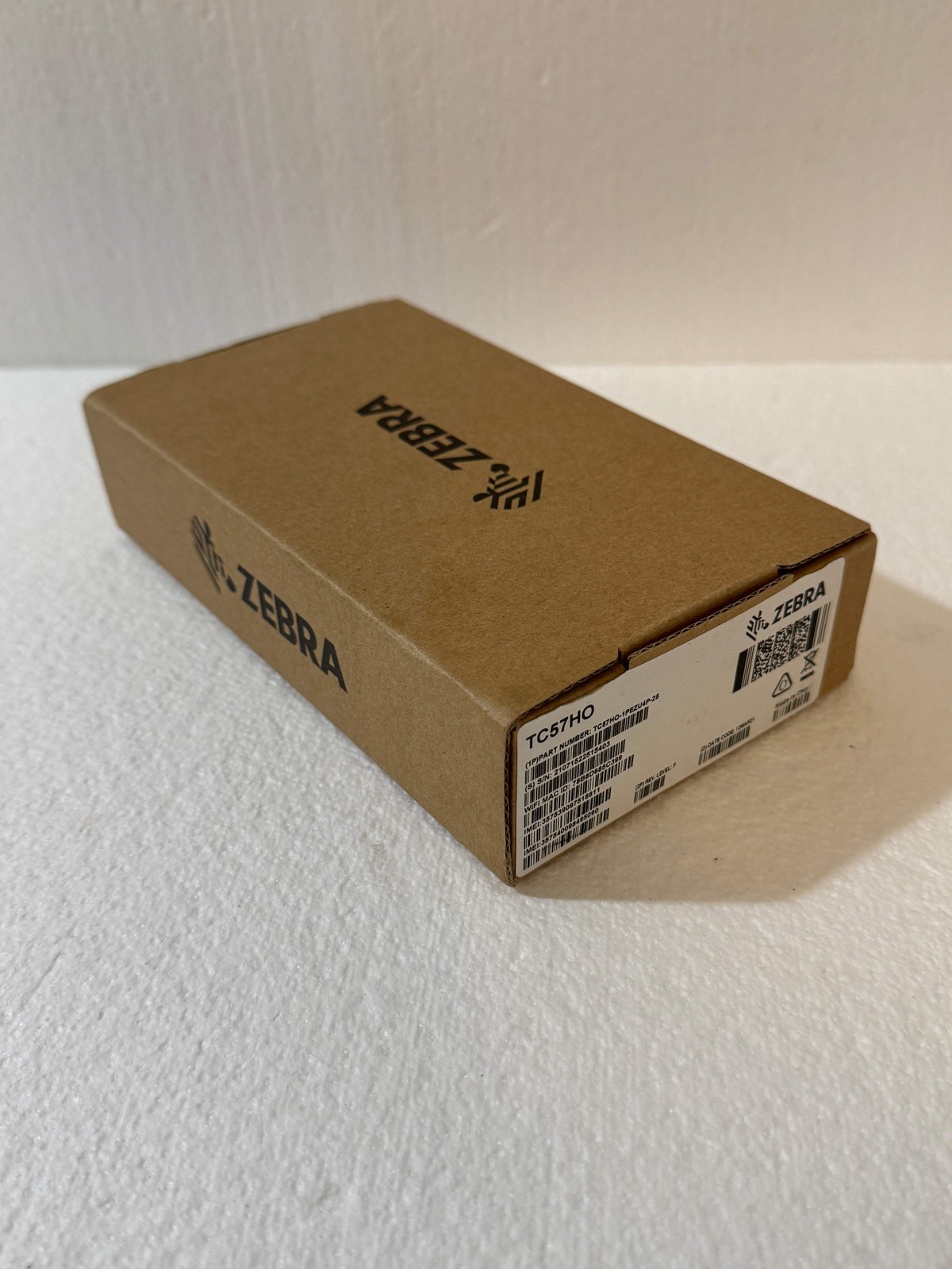 ZEBRA TC57 Android TC57HO-1PEZU4P Mobile Barcode Scanner with Battery – NEW