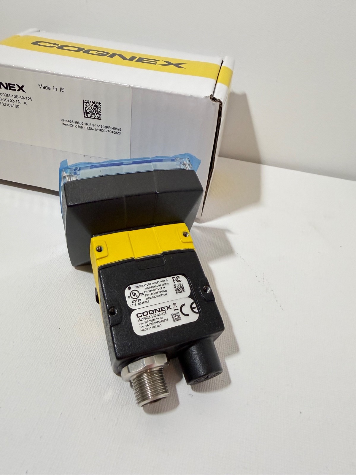 Cognex ISM2000M-130-40 In-Sight Vision Camera 825-10249-1R w/ Cables