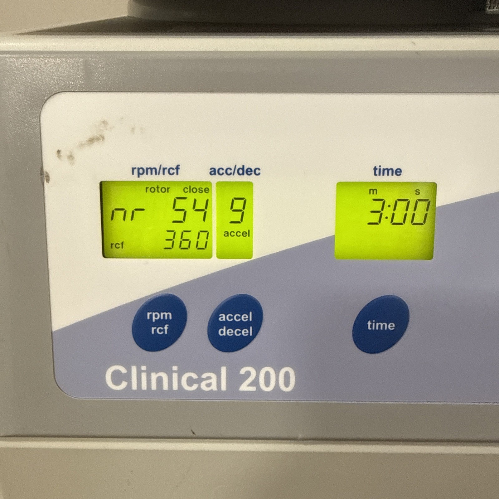 VWR Clinical 200 Centrifuge Max Drehzahl 6000 w/ Hermle 221.54 Fixed Angle Rotor