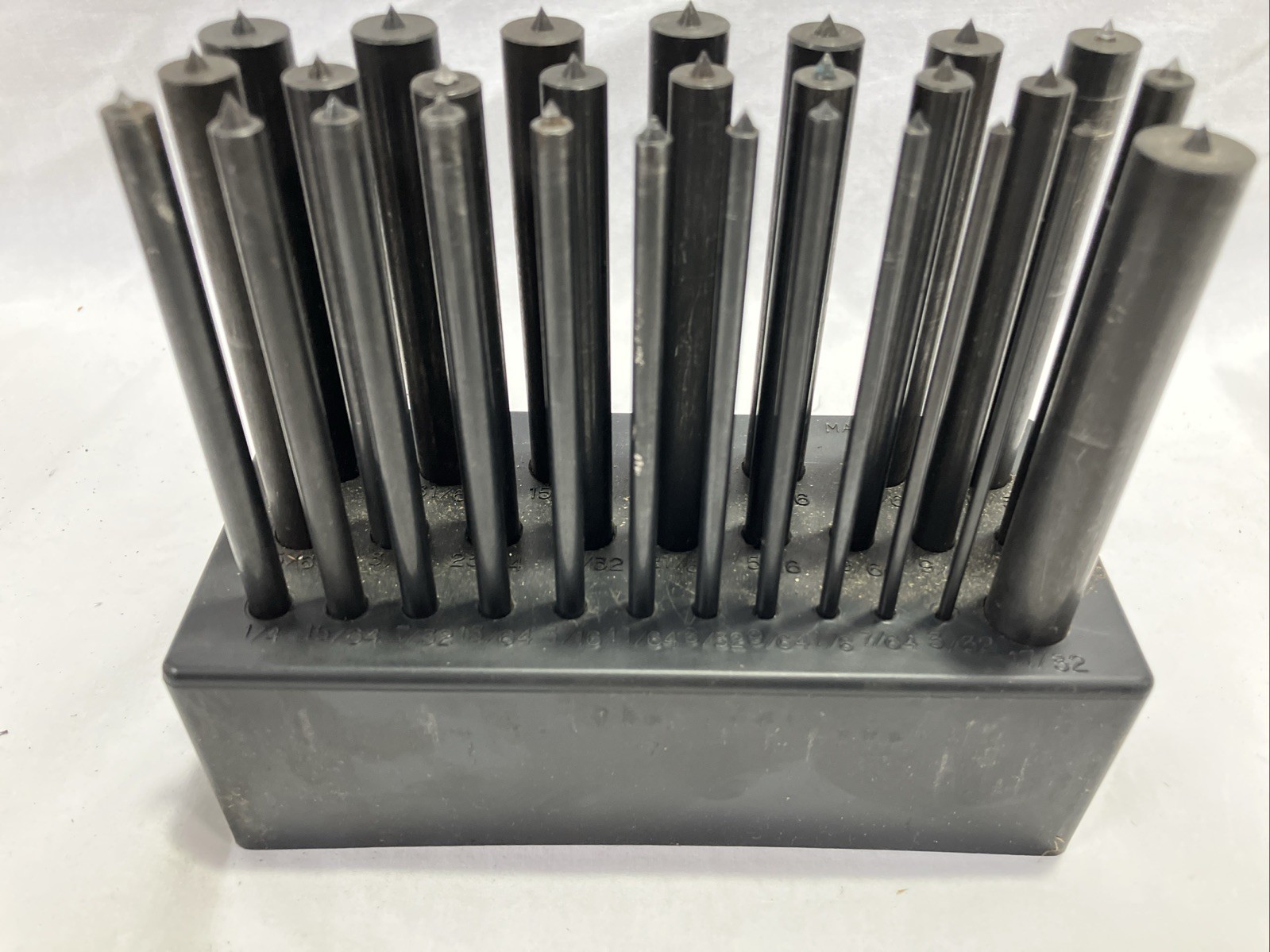 28 Pcs Transfer Punch Set 3/32” To 17/32 Made In Japan
