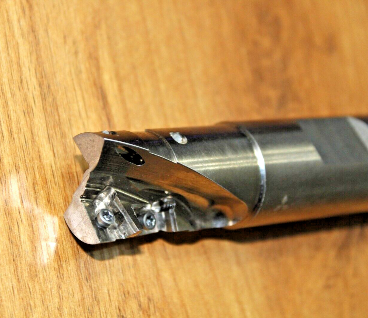 MITSUBISHI 1.00″ INDEXABLE END-MILL AQXUR164WA16S (4.875″ OAL)