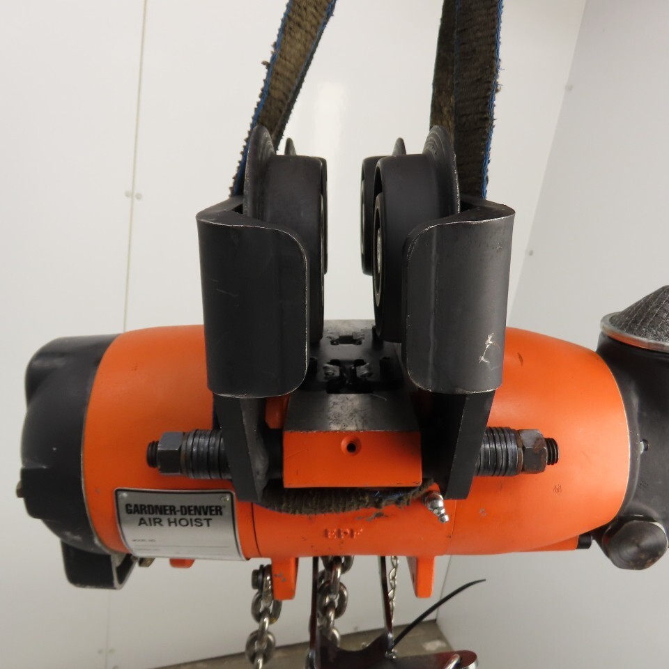Gardner Denver P2TA11LREL010AAA11 1100LB .55 Ton Air Chain Hoist 10′ Lift 34FPM