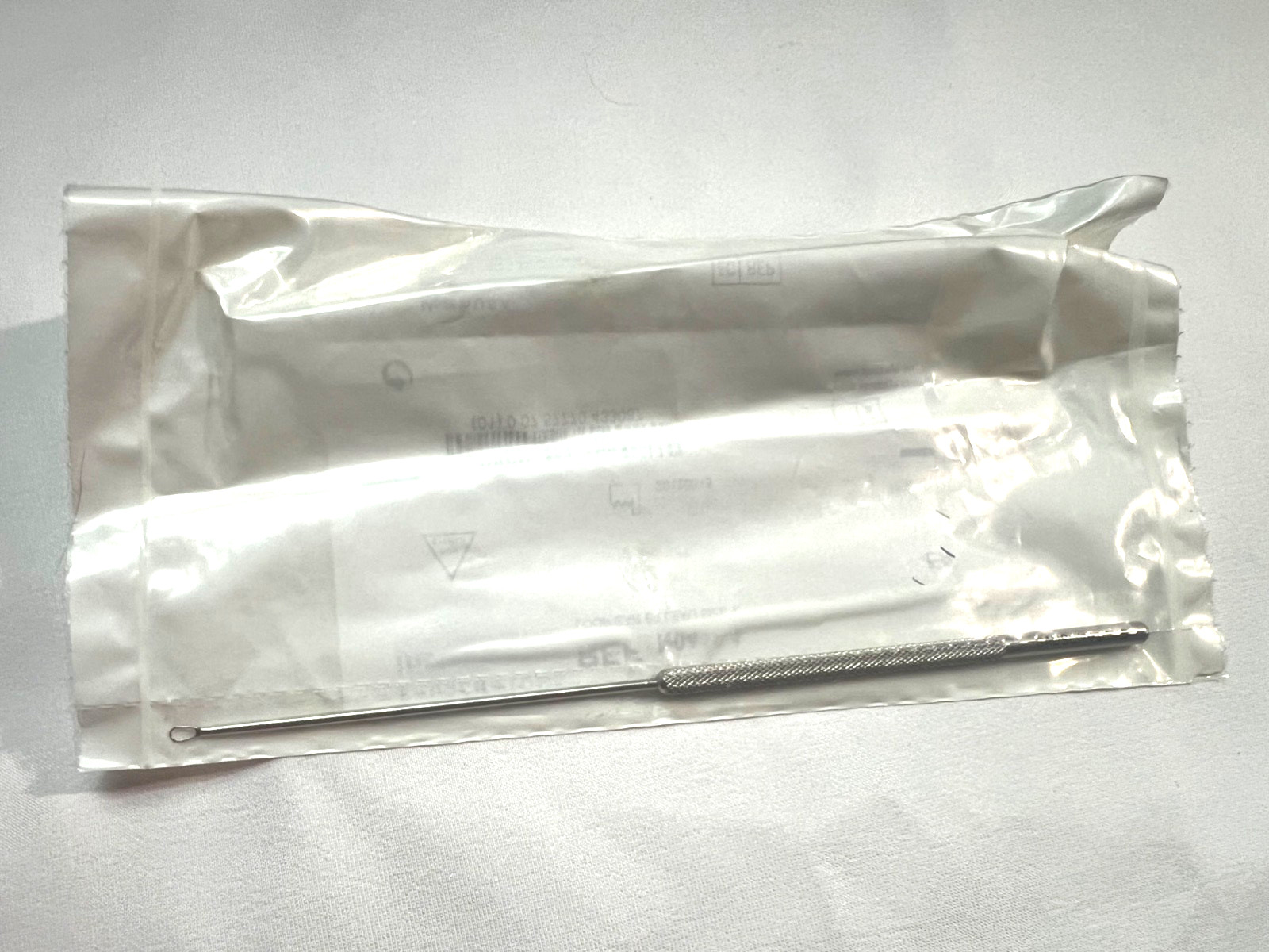 Bausch & Lomb Storz N0410 1 Billeau Ear Loop 2mm X 3mm Small 6.3″ Length