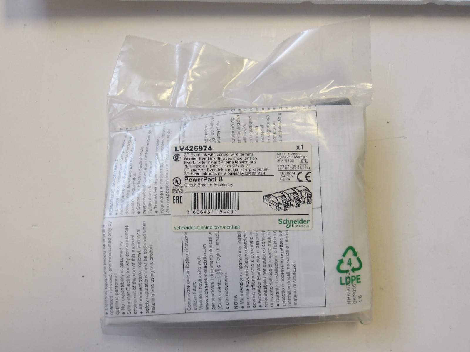 SCHNEIDER ELECTRIC P/N:LV426974 LUG CONNECTOR 3POLE 15-125A COPPER 15-100A ALU
