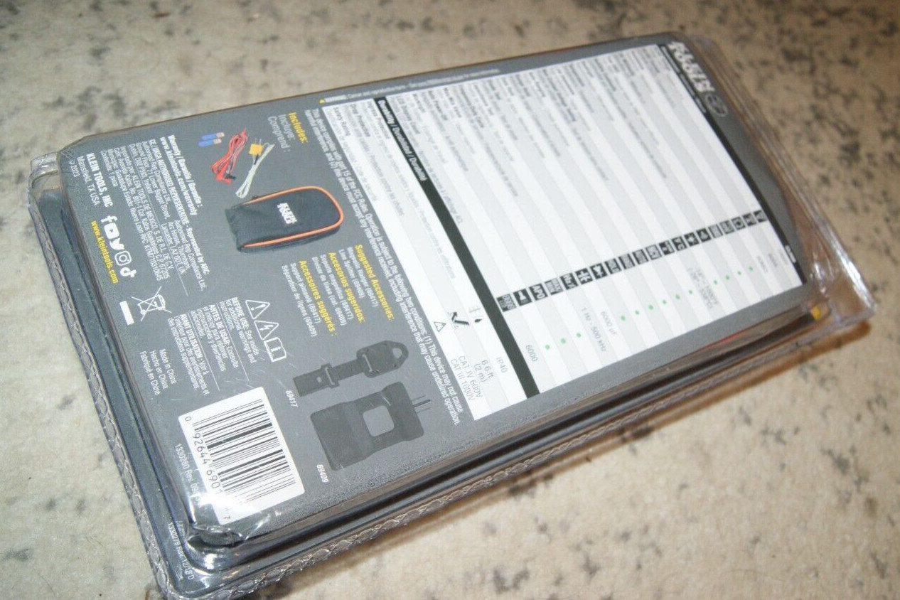 KLEIN TOOLS CL800 AUTO RANGING DIGITAL CLAMP METER KIT 600A AC/DC