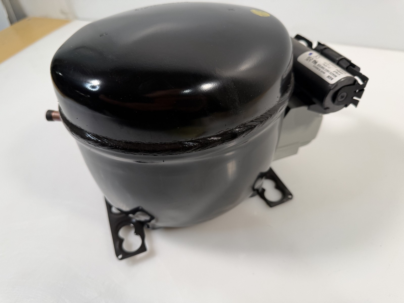 Embraco FFU130UAX Compressor 1/3 HP R290 115V L/MBP Hermetic Reciprocating NEW