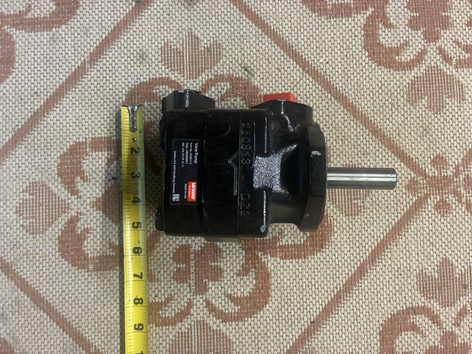 Vacuum pump Vickers 2527VQ-2C Hydraulic Vane Pump Flange Mount 1in Shaft 13 GPM