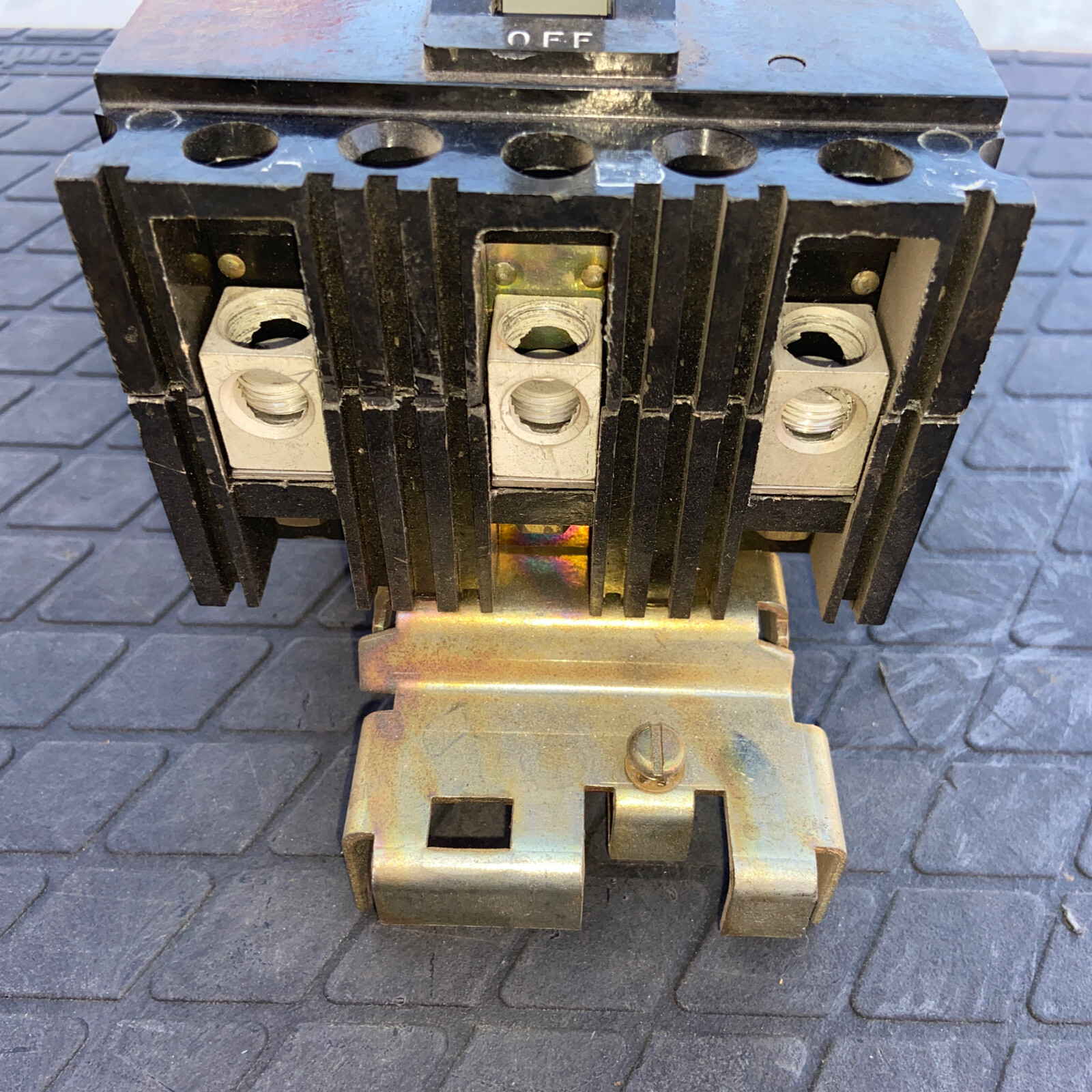 Square D 15 amp I-Line Circuit Breaker FH-36015,FH36015 600 VAC 3 pole F19W454