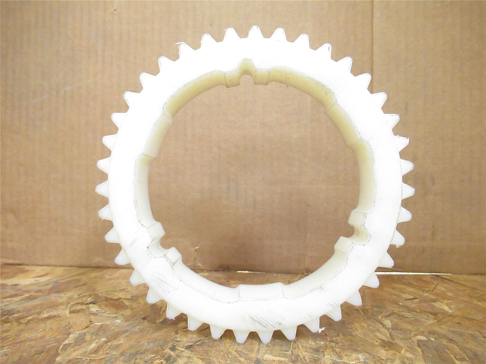 238413 New-No Box; Intralox 1131500DRINTR39TSPN Nylon Sprocket 39T 6.26″PD