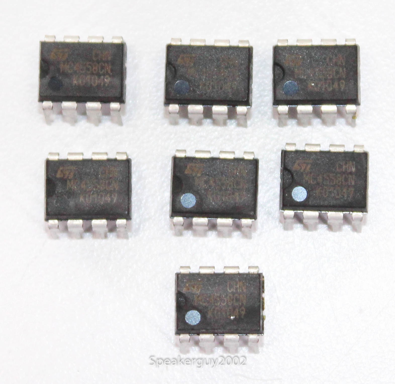 7 Pieces – ST MC4558CN DIP-8 Integrated Circuit – IC