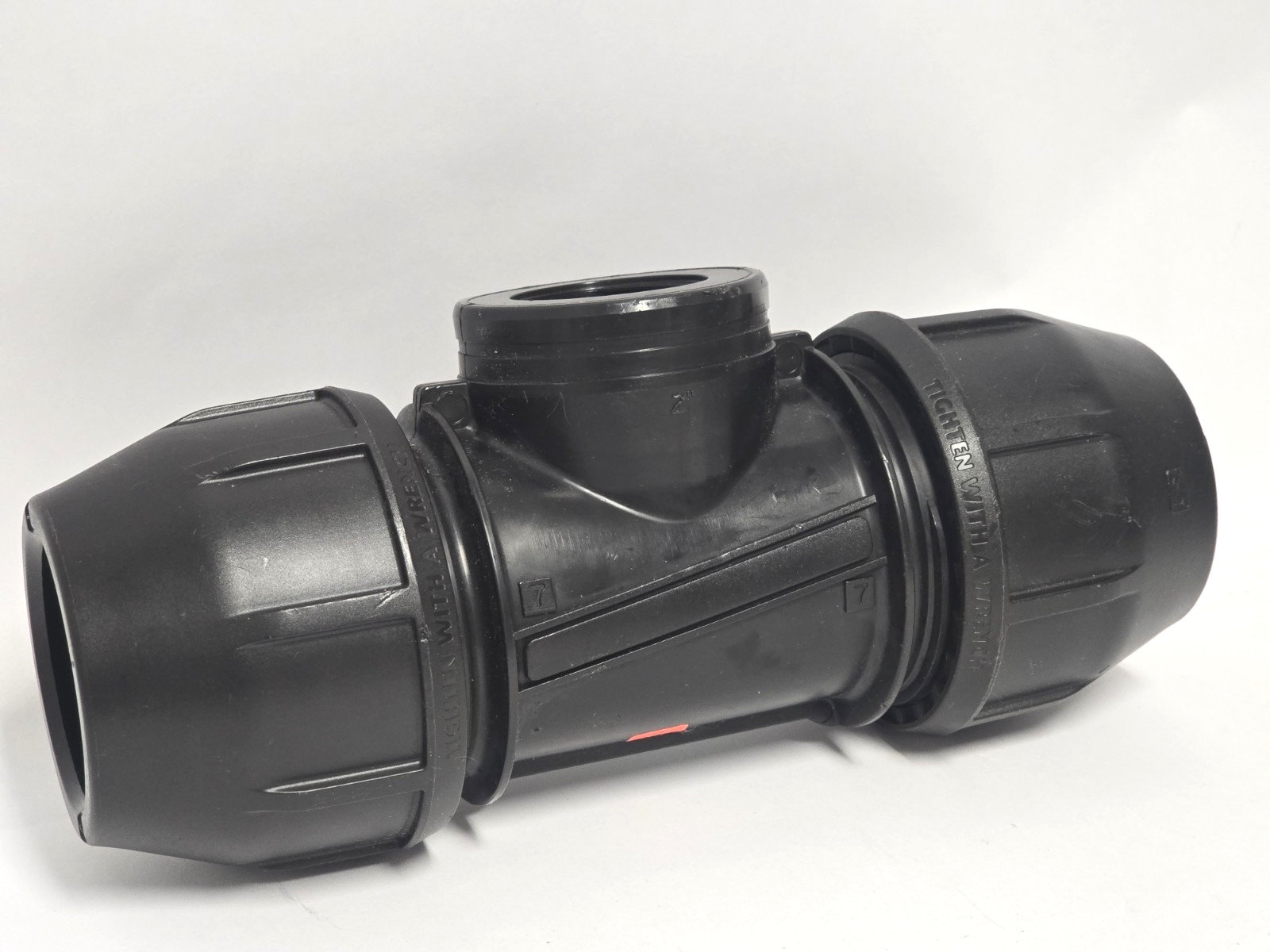 PHILMAC TEE COUPLER FOR MDPE WATER PIPE FEMALE 2″x2″x2″