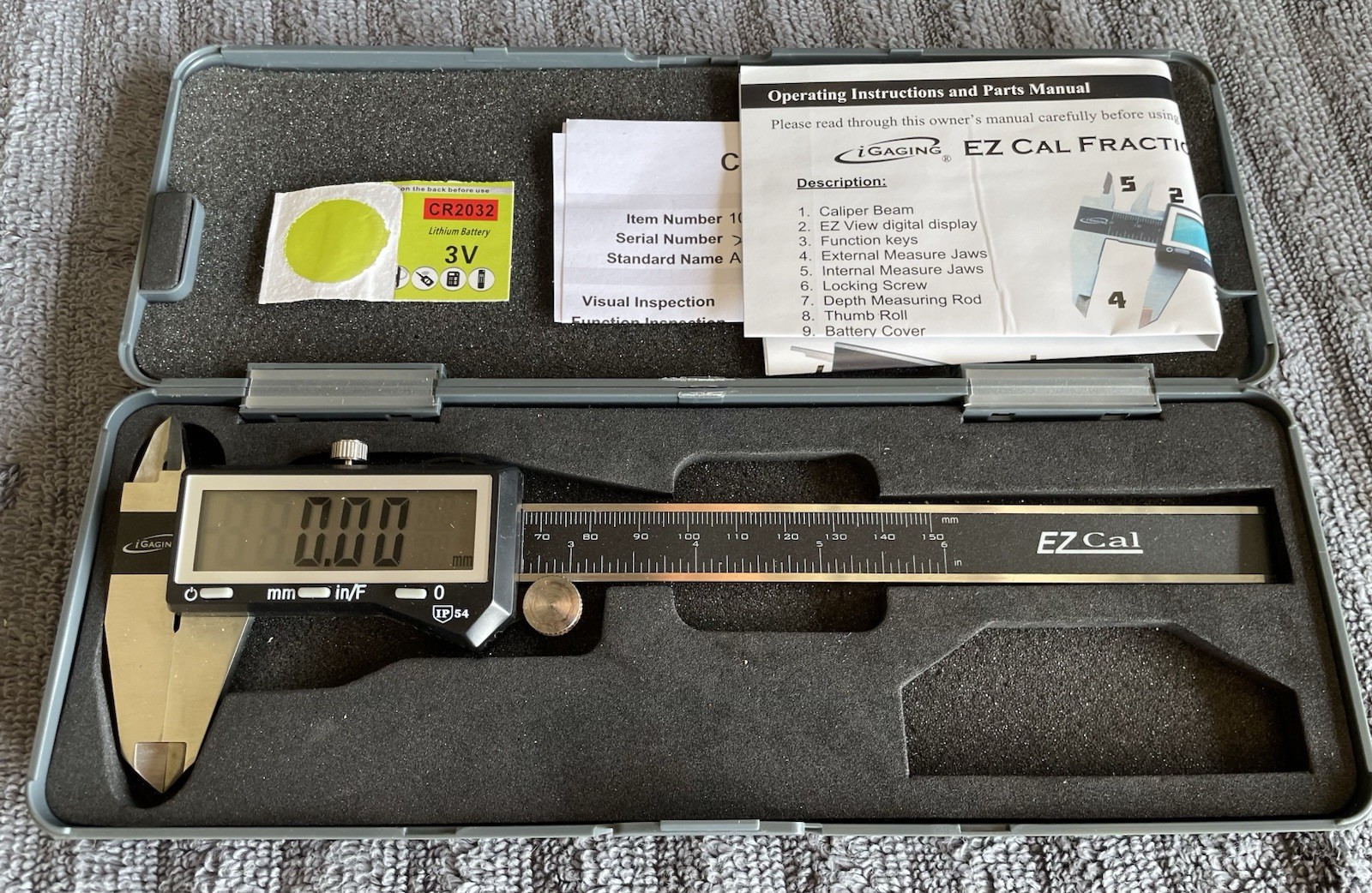 iGaging IP54 Fractional digital Caliper 0-150mm 0-6″ Range Caliper