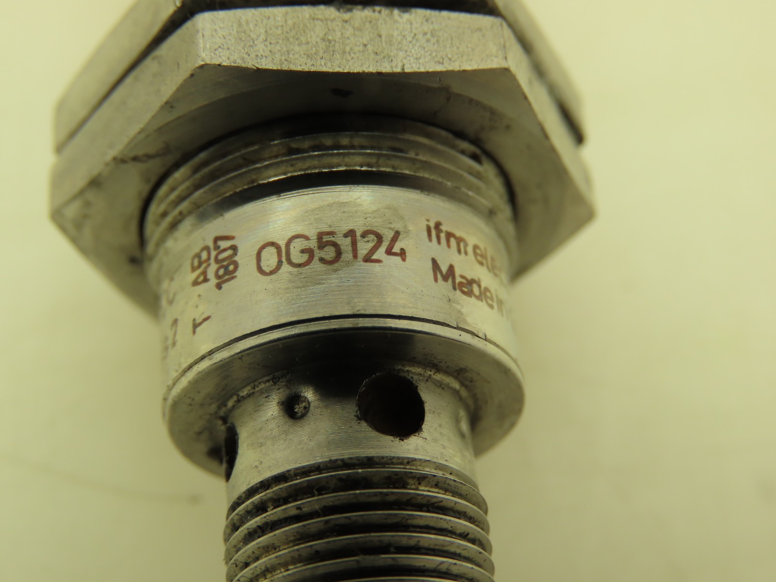 IFM OG5124 Photoelectric Diffuse Reflection Sensor Lot of 2