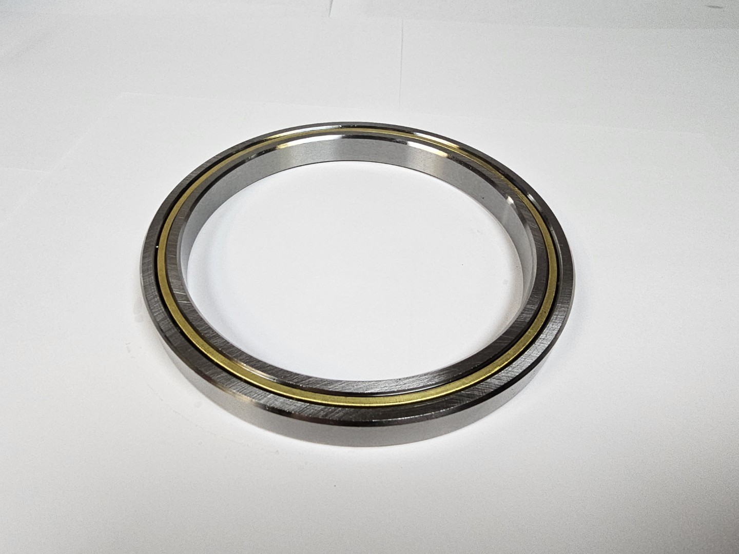 KD045XP0 Roller Bearing 4.5″x5.5″x0.5″ (114.3mm x 139.7mm x 12.7mm) RD045XP0