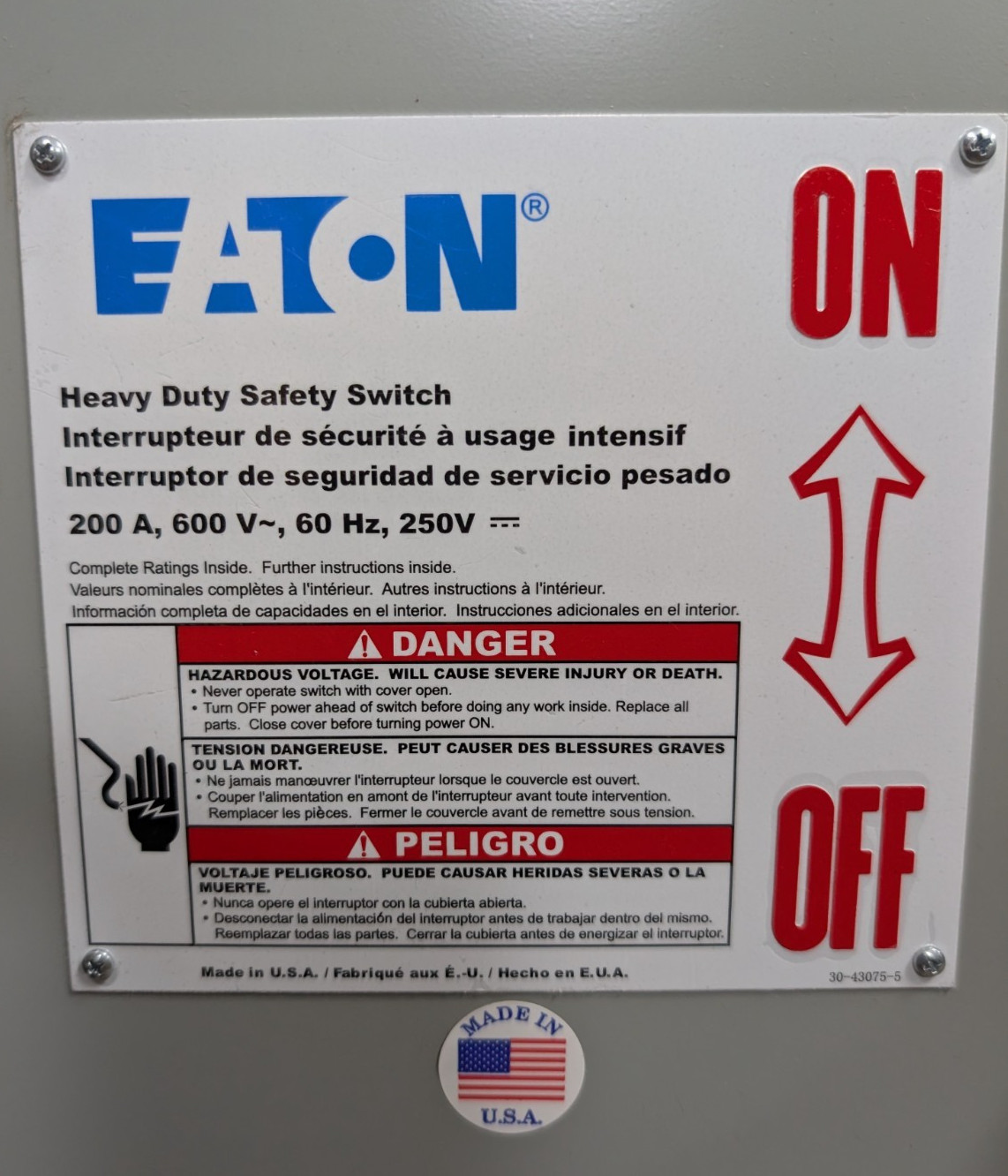 🤪 EATON 200 AMP NON FUSED SAFETY SWITCH 600 VAC 3Ø 150 HP DH364UGK