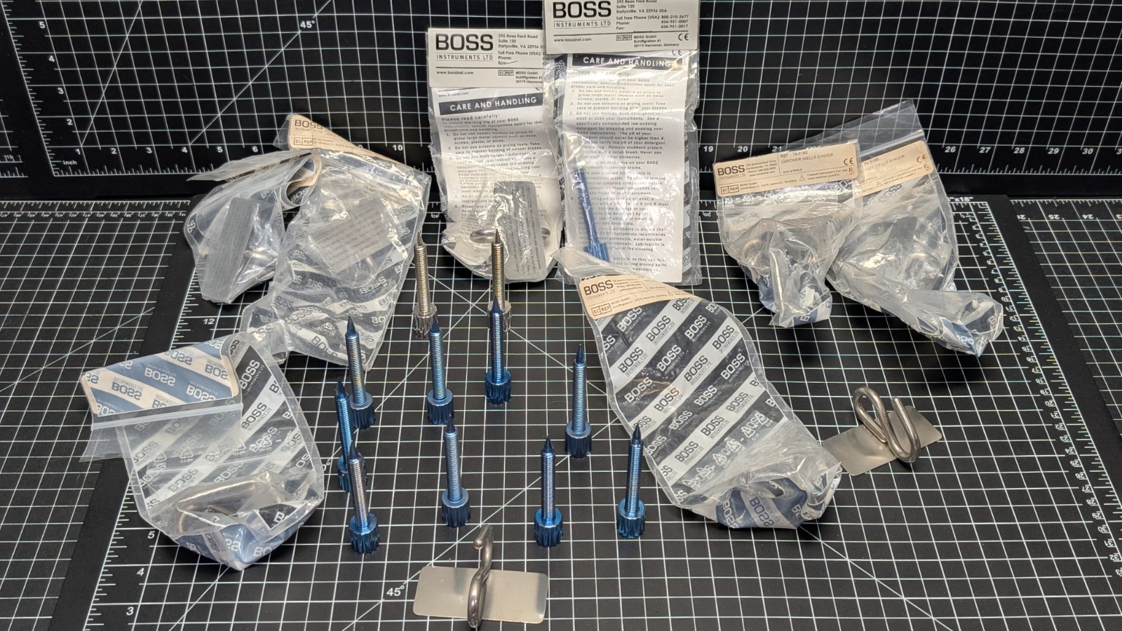 BOSS Gardner Wells Skull Tongs S Hook , Traction Screws 74-0182 74-0185T R1945