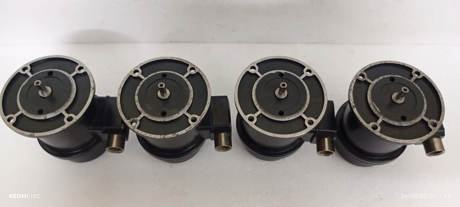 Hübner Berlin Gefran APY-100 DC Tachometer Generator, 100V / 1000 RPM, IP55