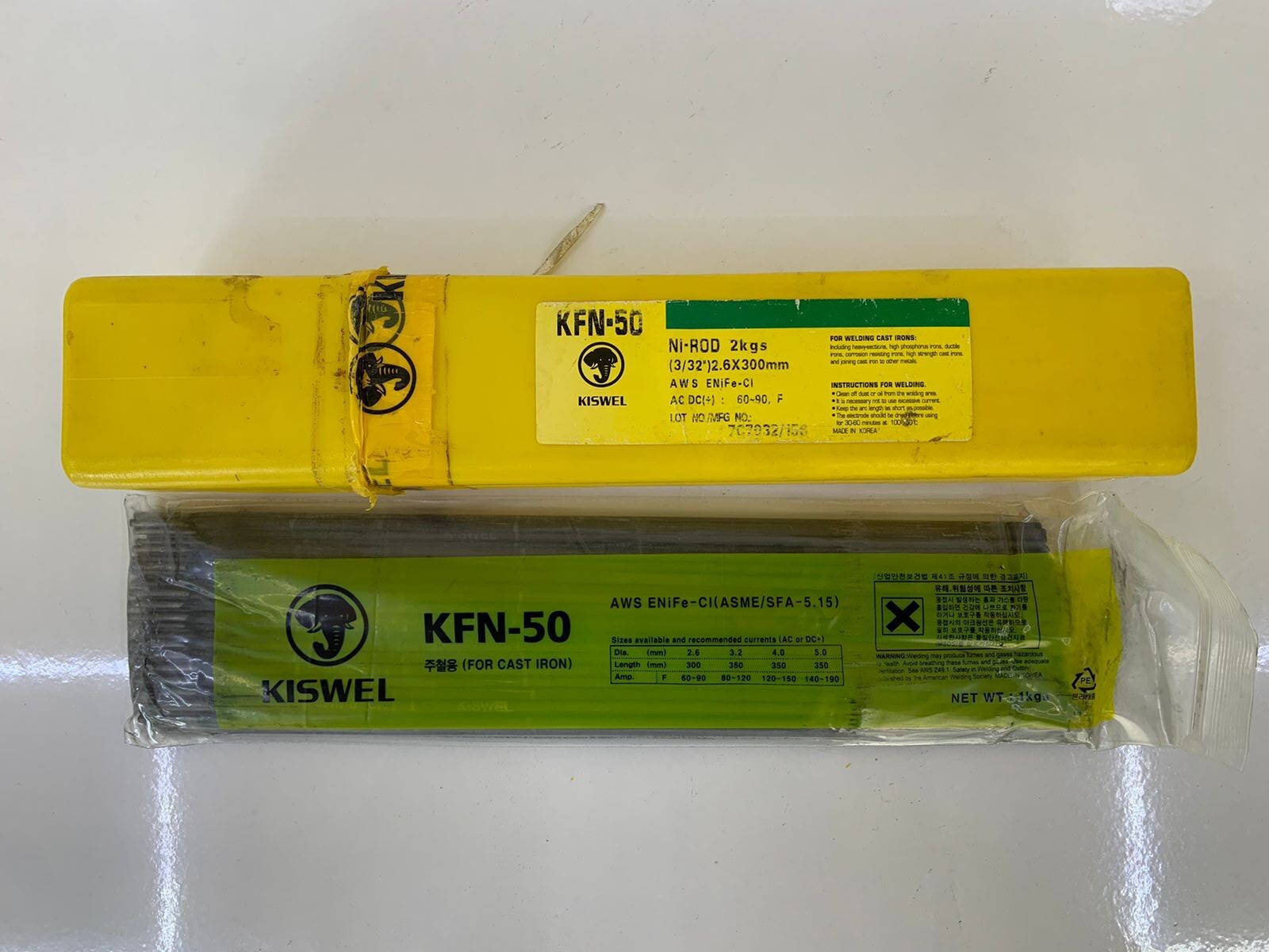 Kiswel / for Cast Iron / KFN-50 / Ni-ROD / (3/32″)2.6X300mm / AWS ENiFe-CI