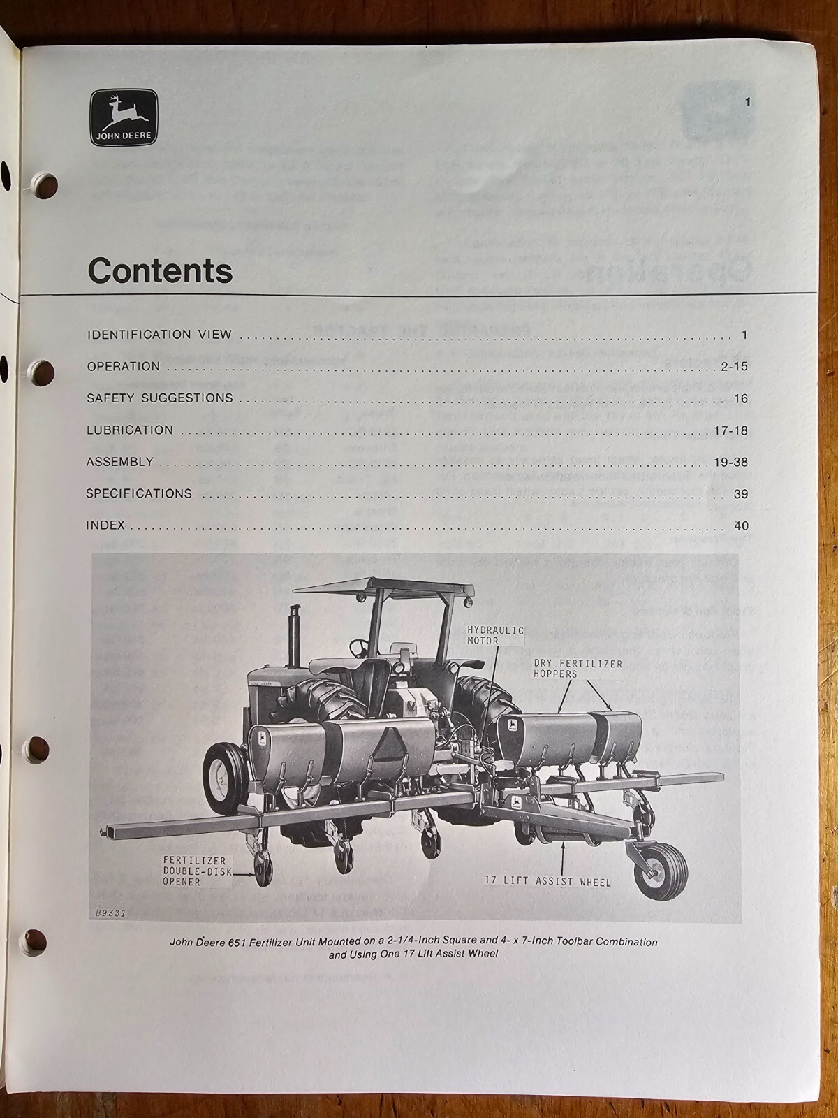 John Deere 451 651 Toolbar Fertilizer Unit Owner Operator’s Manual OM-B25495 C1