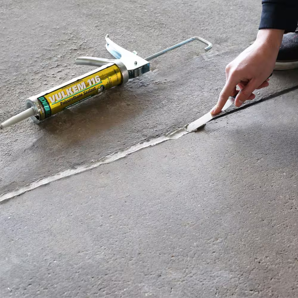 Vulkem 116 10.1 Oz. Gray Exterior Polyurethane Sealant (12-Pack)