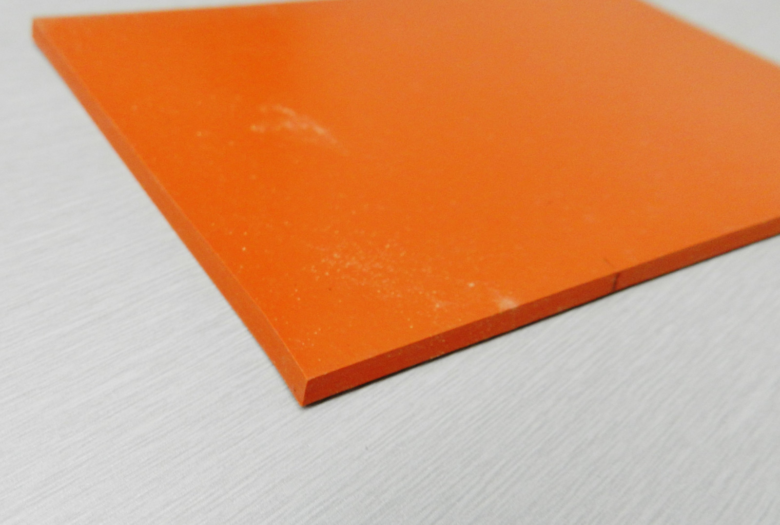 Silicone Rubber Sheet 4x6x1/4 Thick High Temp Solid Red/Orange Grade 4″ x 6″