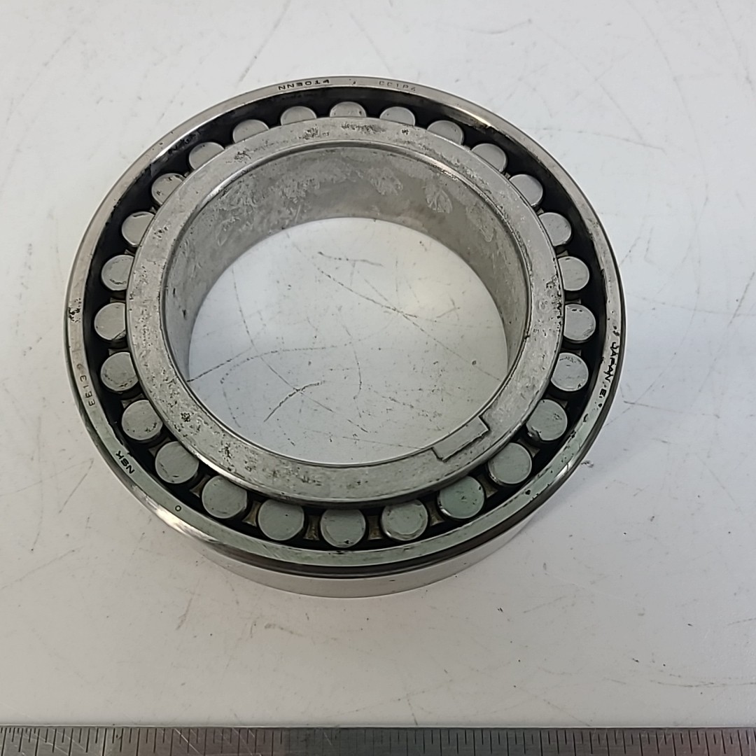 NSK NN3014 CC1P4 EE13 Double Row Cylindrical Roller Bearing