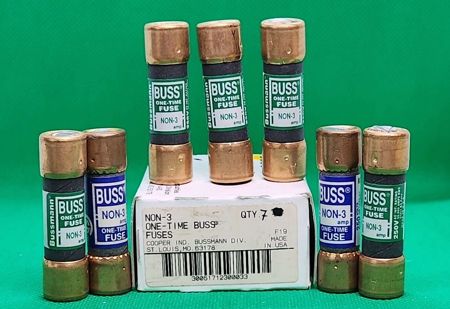 Lot of 7 – BUSSMANN BUSS NON-3 250V 3A ONE-TIME FUSE [MG5-3]