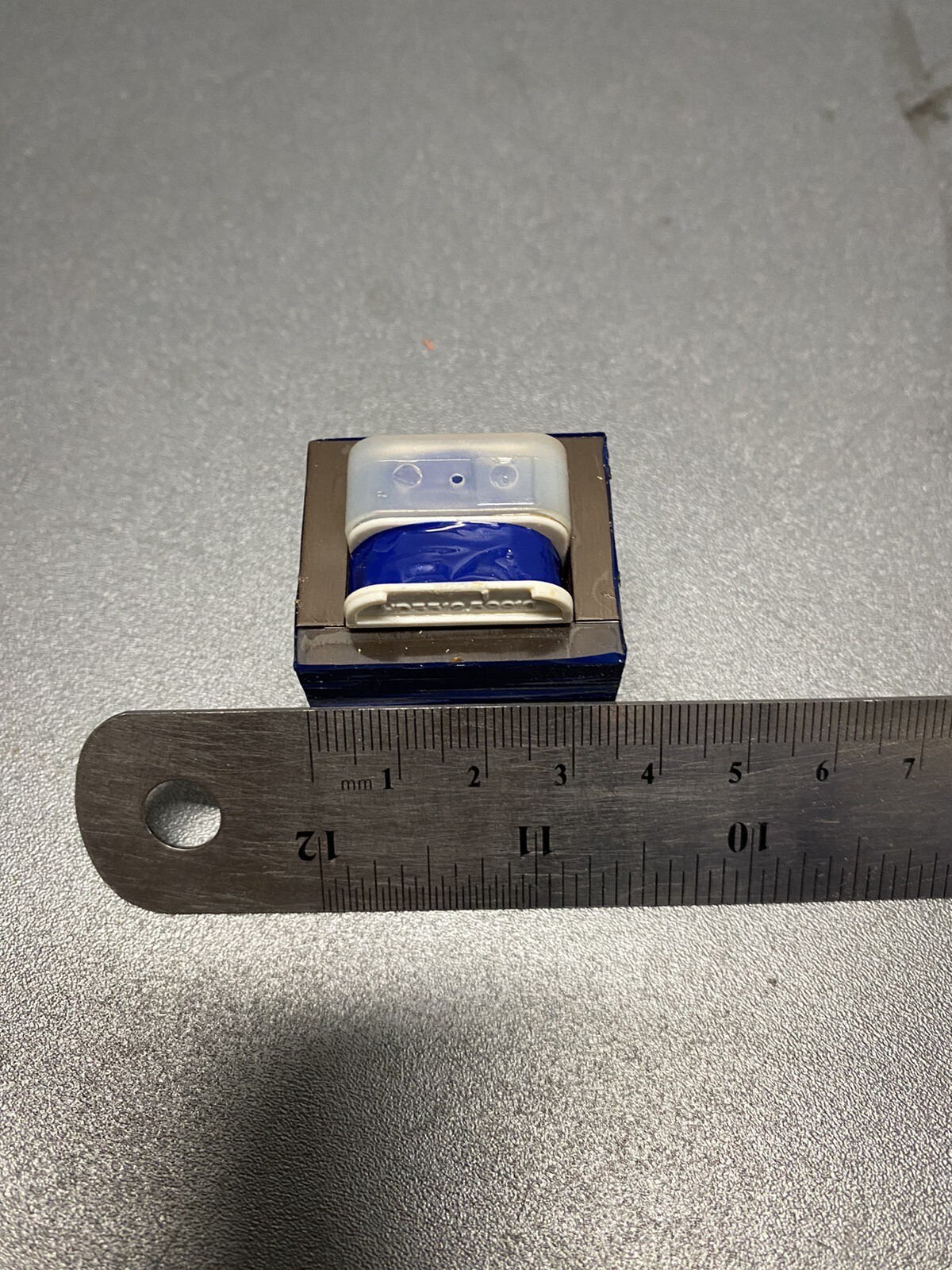 PCB mount transformer, Single primary, dual secondary, 120 volts/12 volts