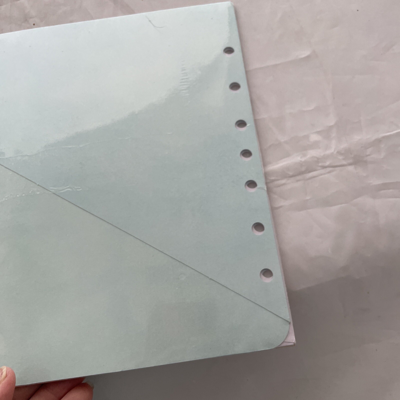 5 1/2 X 8 1/2″ DAY-TIMER 8 Soft Hues Slash File Pockets