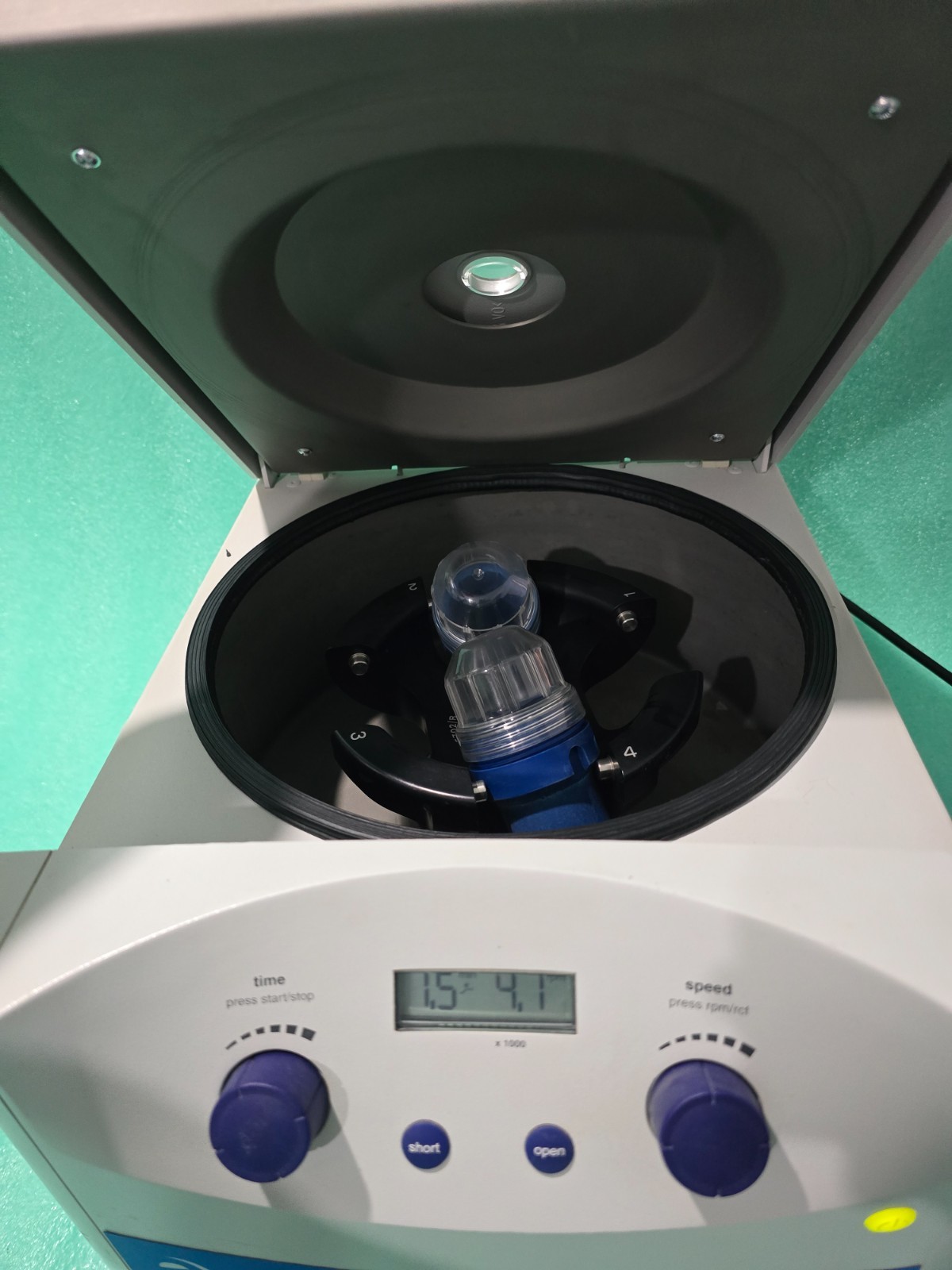 EmCyte PRP Laboratory Centrifuge Executive Series II 240V