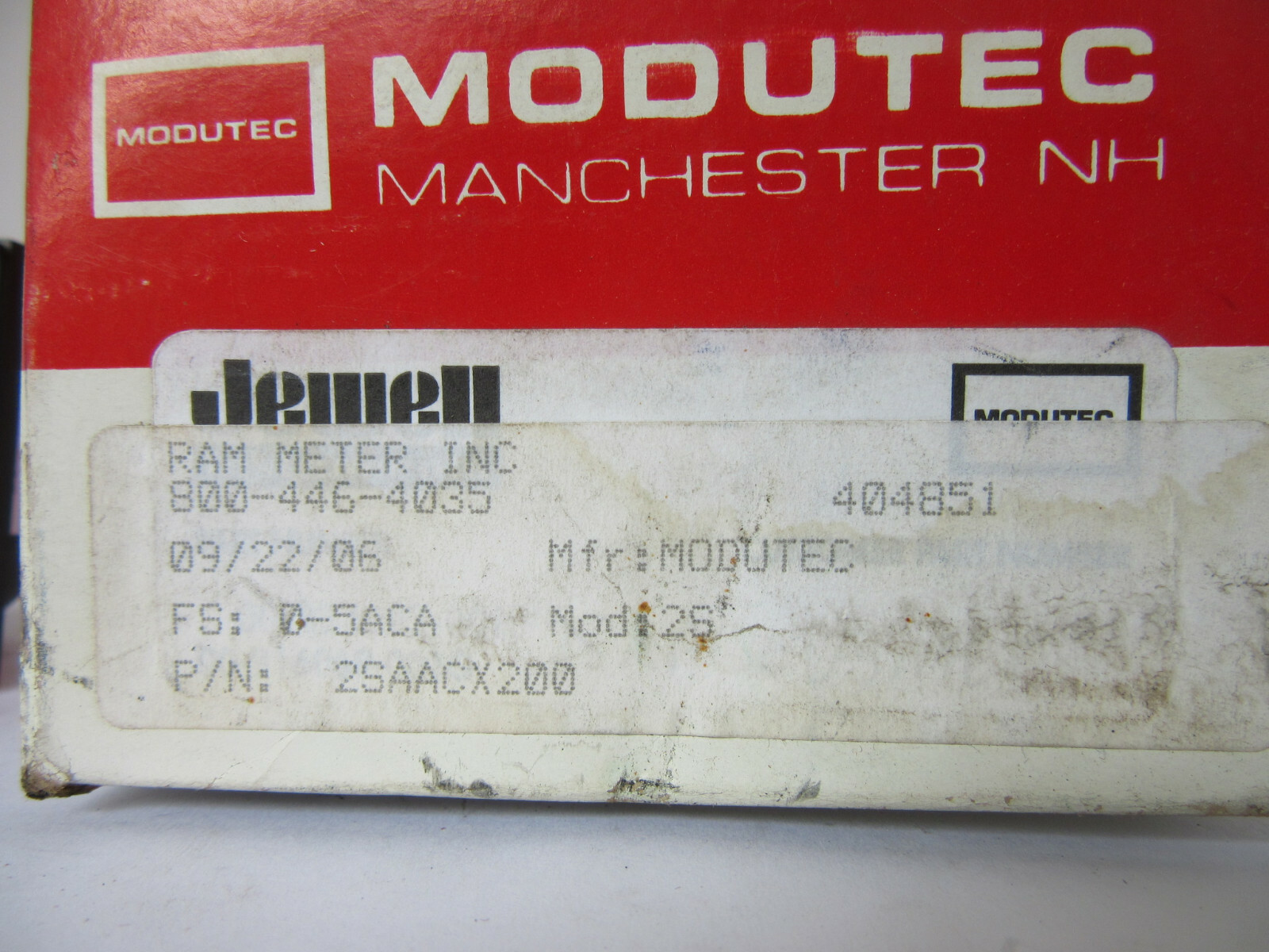Modutec 2SAACX200 2S Panel Meter 0-200 AC Amperes 200 Amp