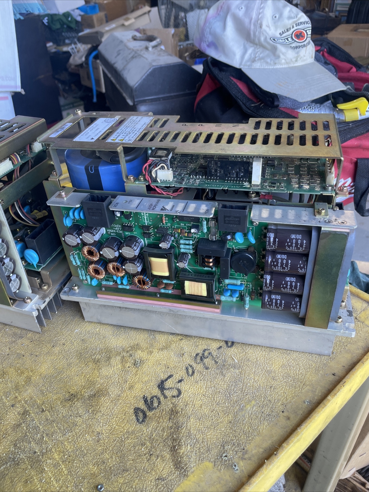 YASKAWA JUSP-ACP25JAA With JUSP-RCP01AAB or JUSP-RCP01AAD Servo Drive Controller