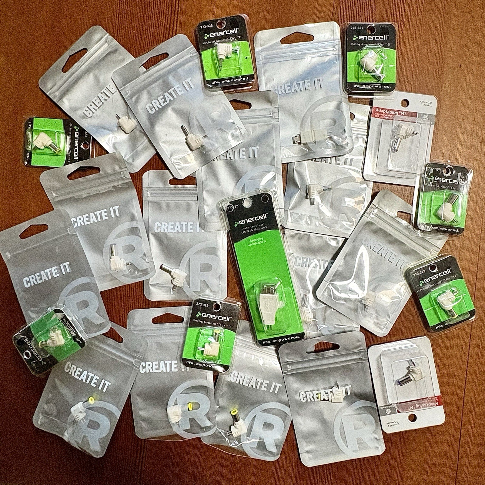 NOS RadioShack Enercell Mixed Adaptaplug HUGE LOT of 24 Assorted Power Tips