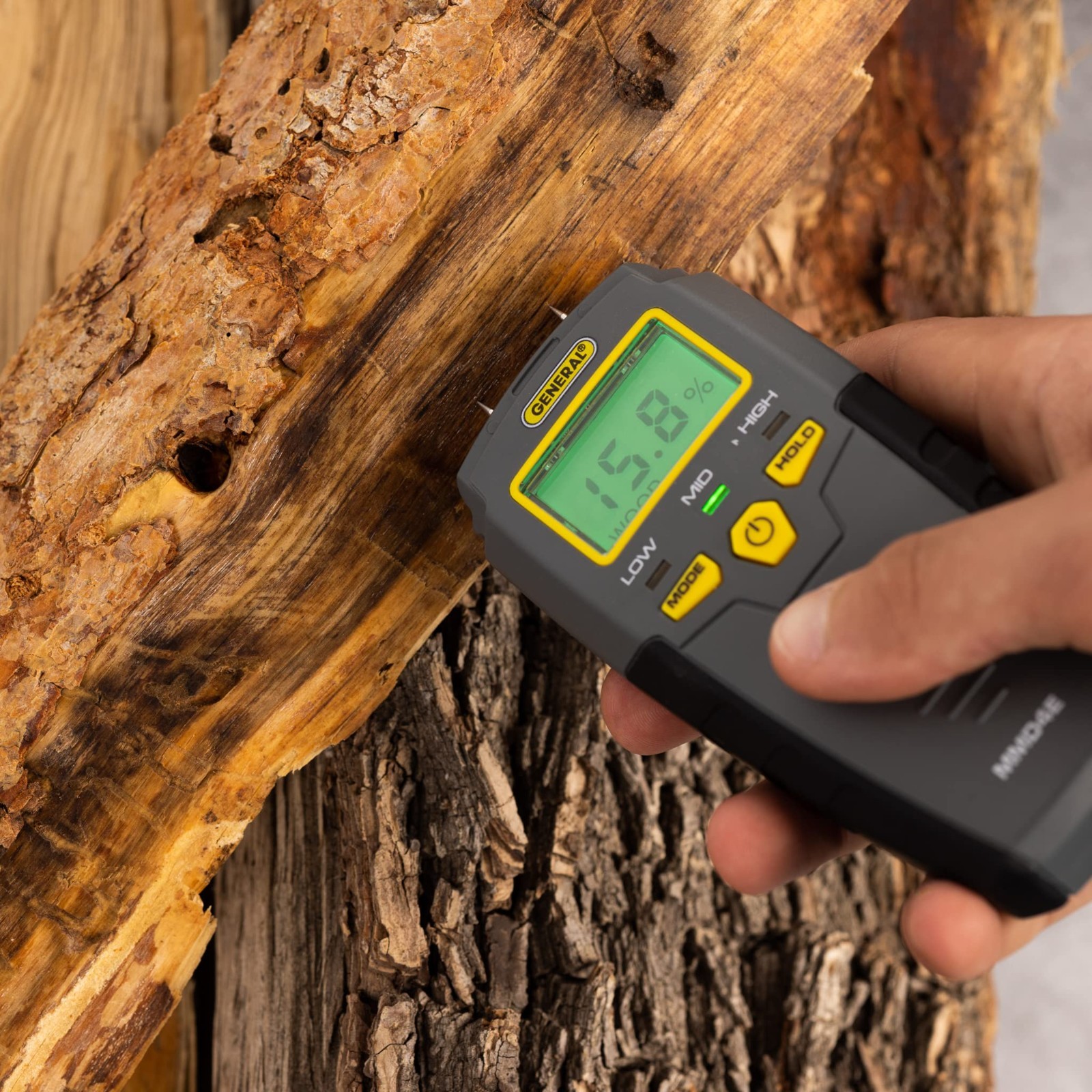 Digital Moisture Meter & Water Leak Detector – Pin Type, Backlit LCD, Alerts