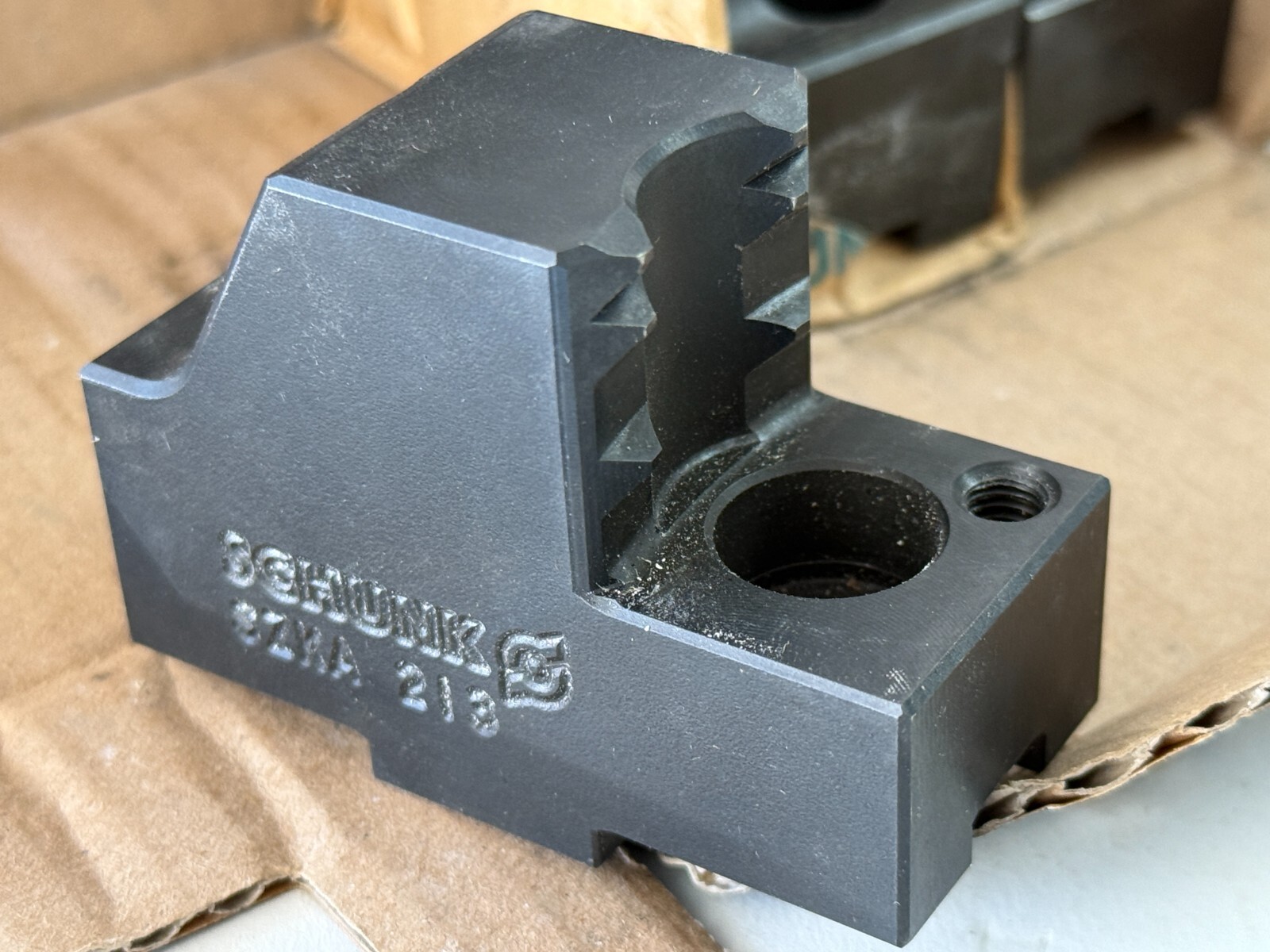 SCHUNK Hard CLAW Jaw ( Set of 3 ) Tongue and groove SZKA 213