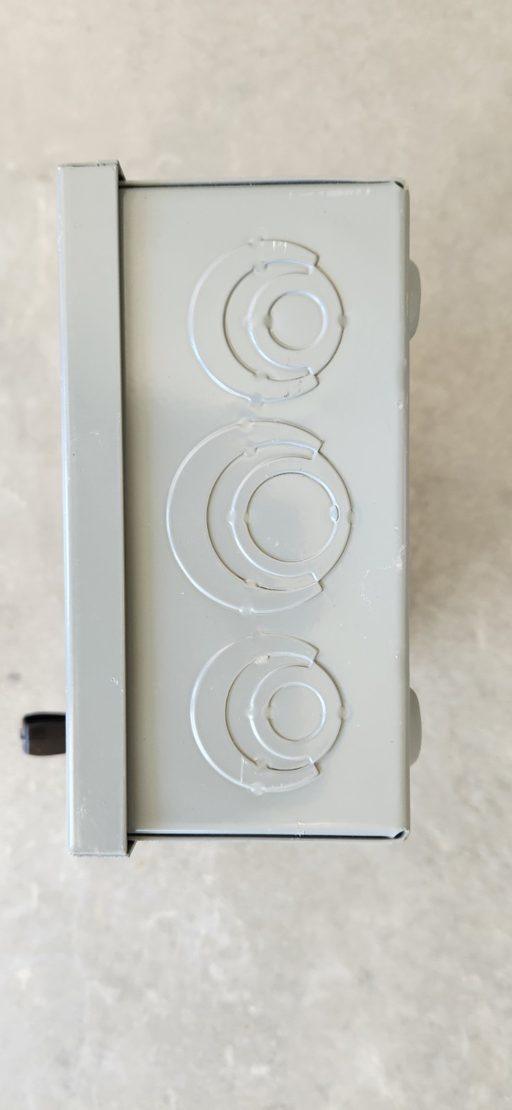 Square D D221NRB General Duty Safety Switch Fusable 30 Amp / 240 V Indoor ✨️📦