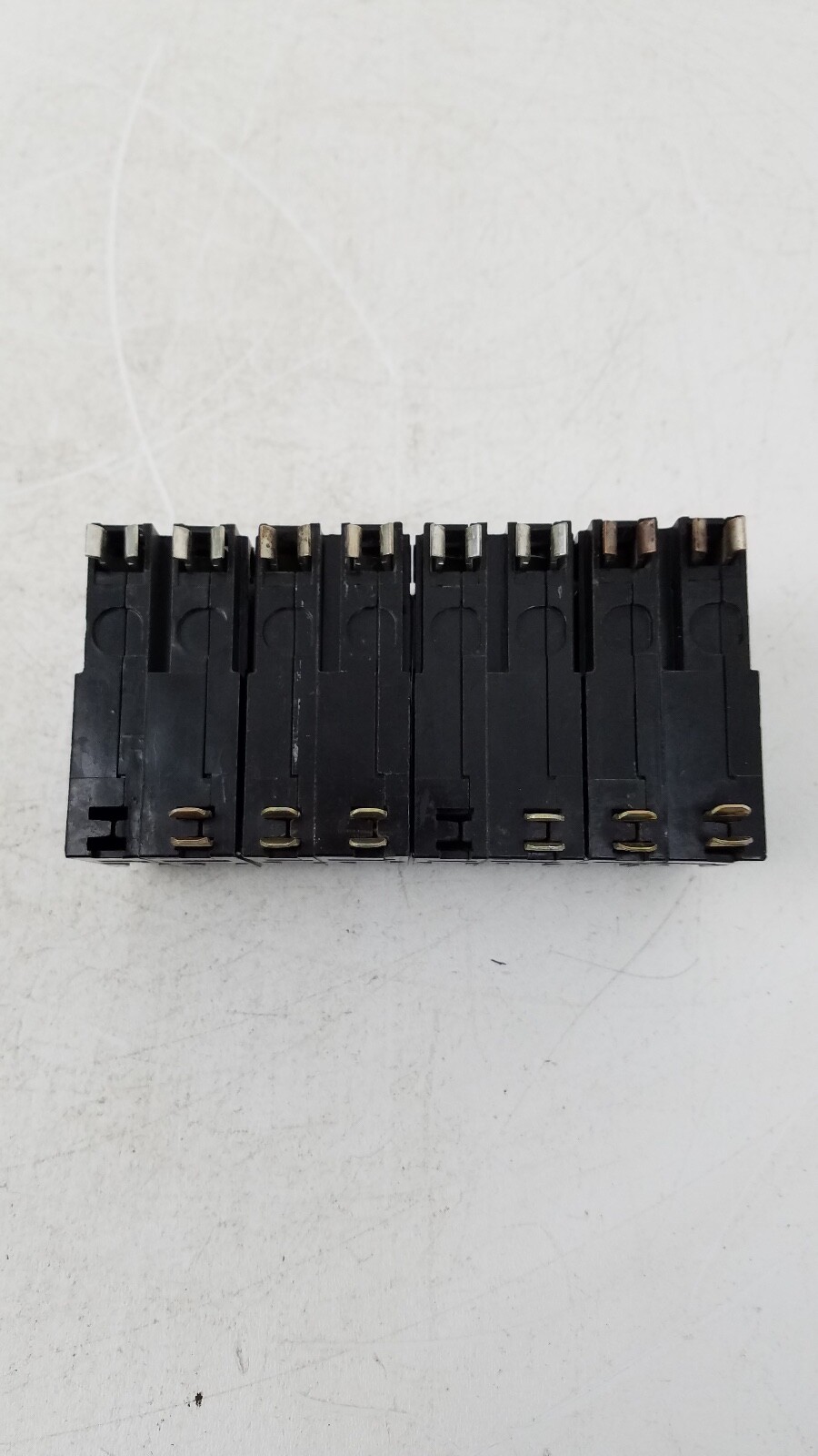 QO220 Square D 20 Amp Circuit Breaker (Lot of 4) *NEXT DAY OPTION*