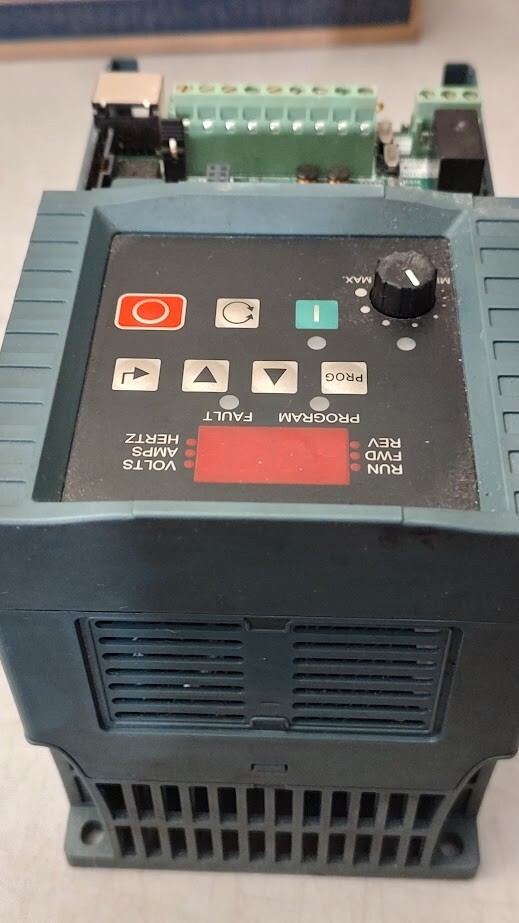 Reliance Electric 6MDBN-2P3102, 6MB200P6, 180-264VAC 0.5HP Drive, 48-63Hz