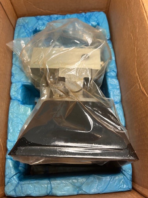 Woodward 8580-071 Engine Gearbox Hydraulic Pump NEW