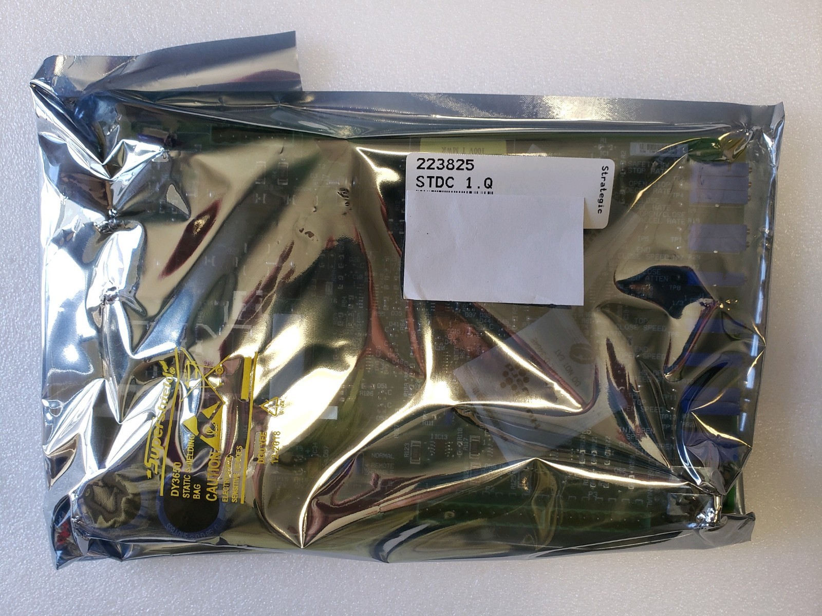 NEW SCHINDLER ELEVATOR BOARD # 223825/ # 7029D81G01/ STDC 1.Q / TDCB