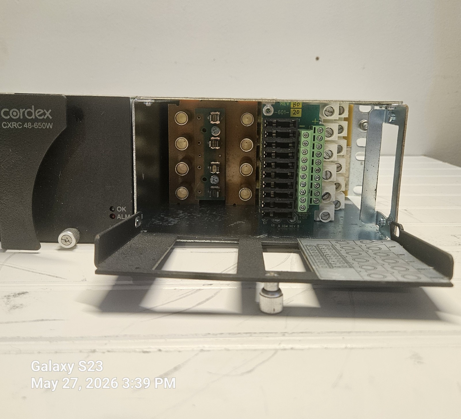 ALPHA / ARGUS 48VDC CORDEX 1.9kW RECTIFIER SHELF SYSTEM 120/240VAC IN 48VDC OUT