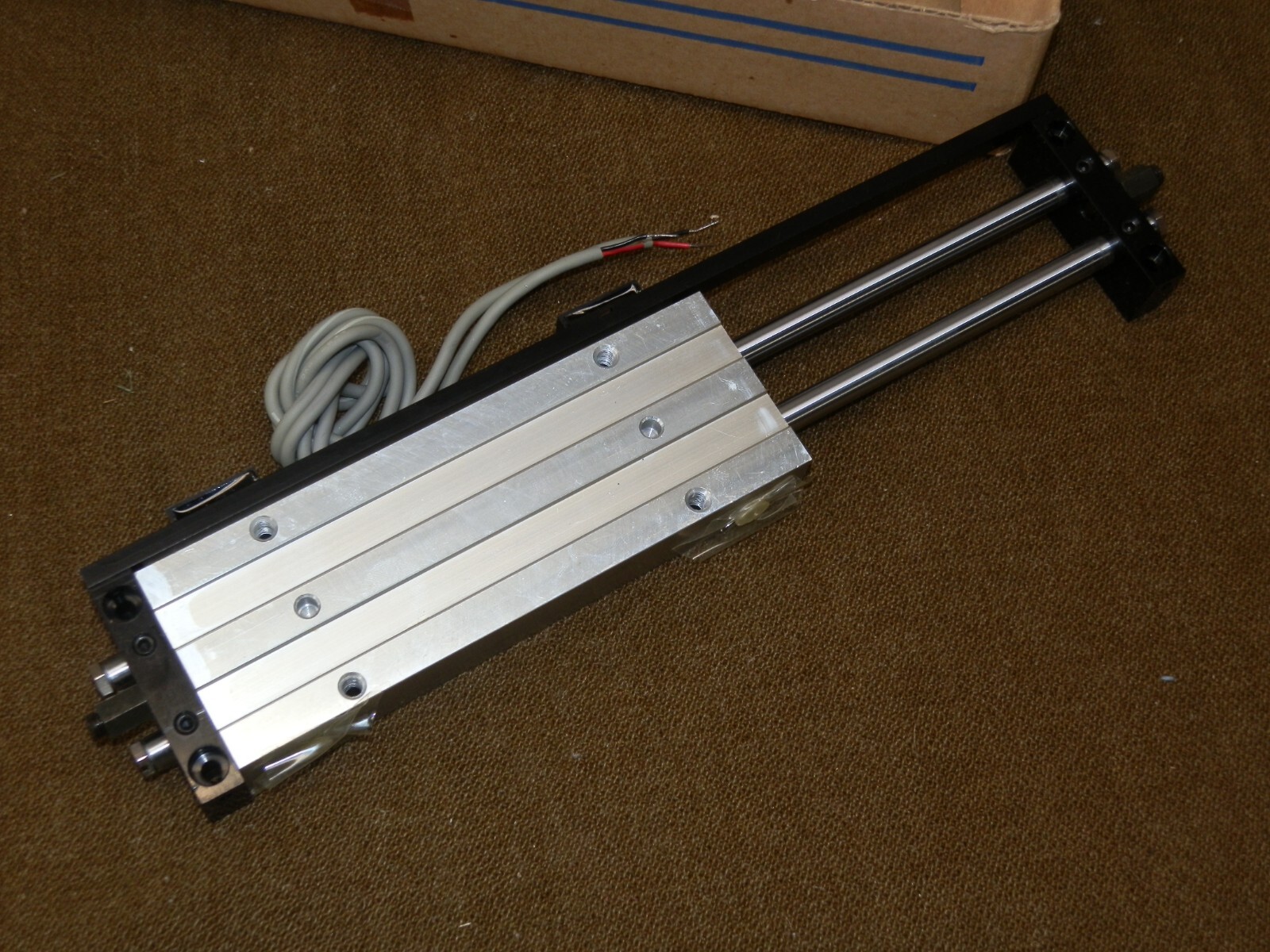 SMC NCDBX1N15 -100 -A77 Double Rod Guided Cylinder