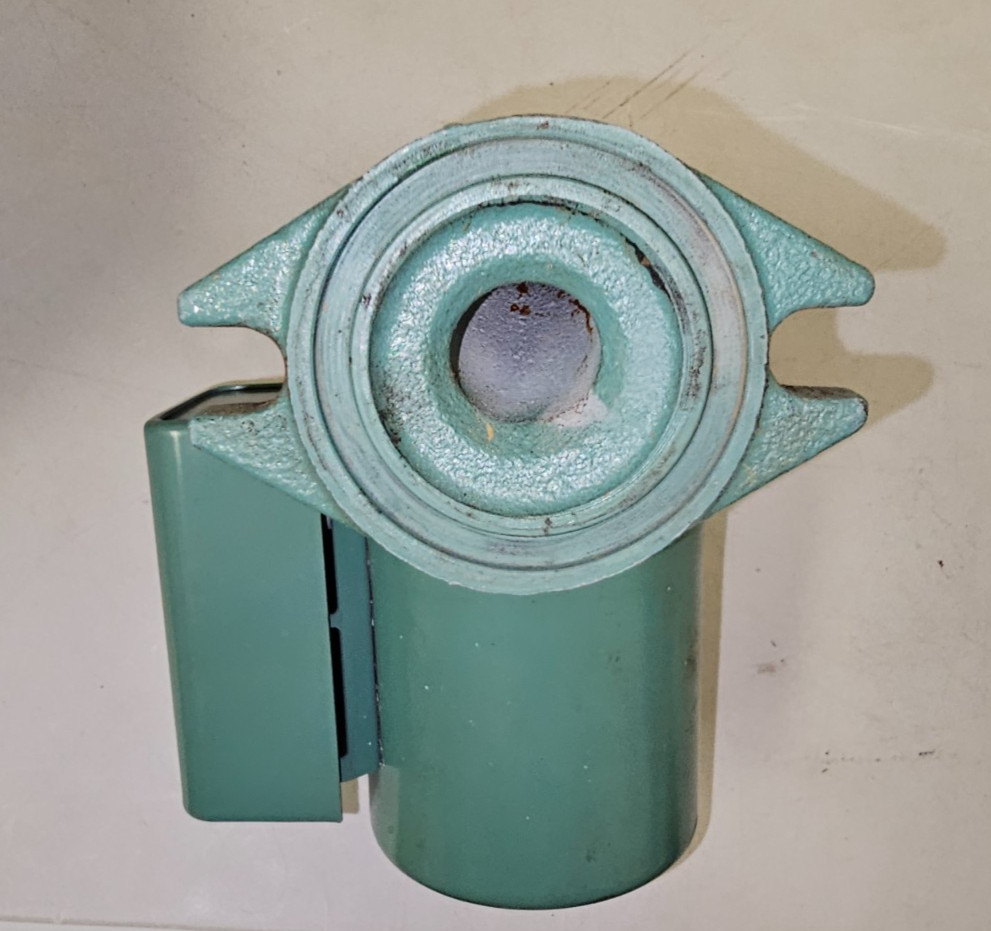 Taco 007-F5-8IFC Cast Iron Circulator, 1/25 HP (DEFECTIVE, PARTS ONLY)