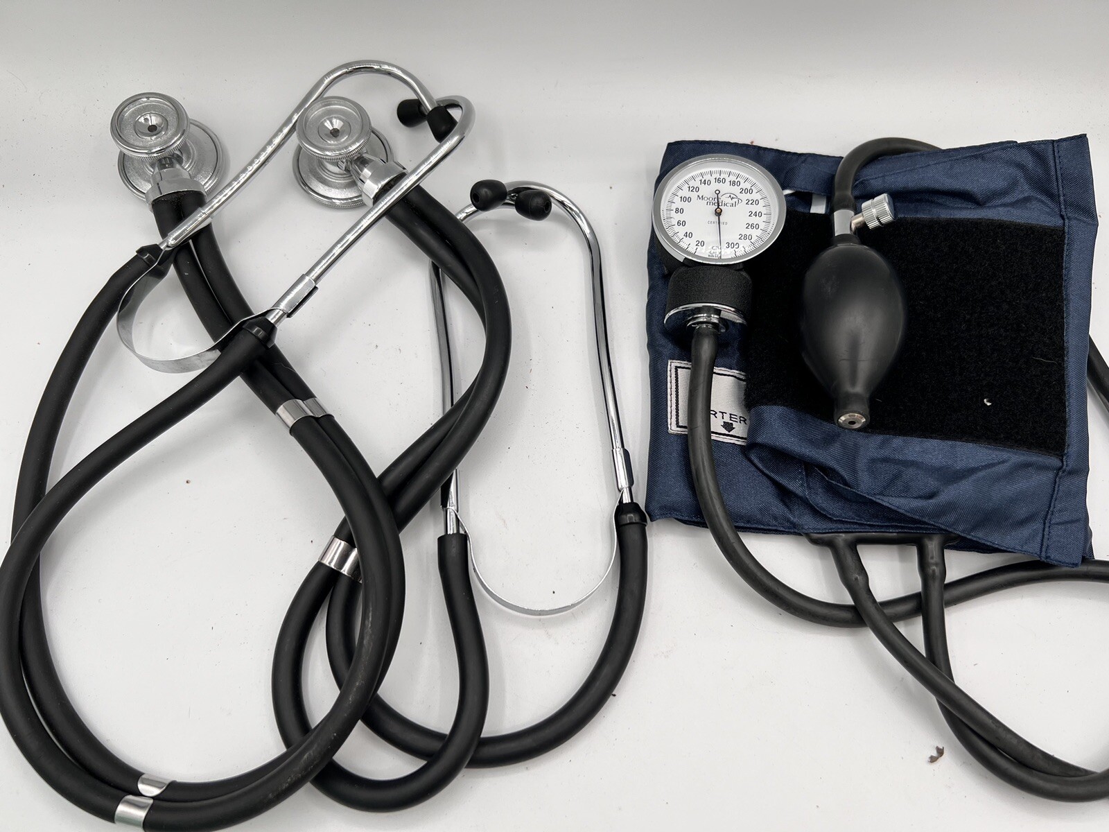 ADC Stethoscope & Moore Medical Blood Pressure Cuff – Adult Size