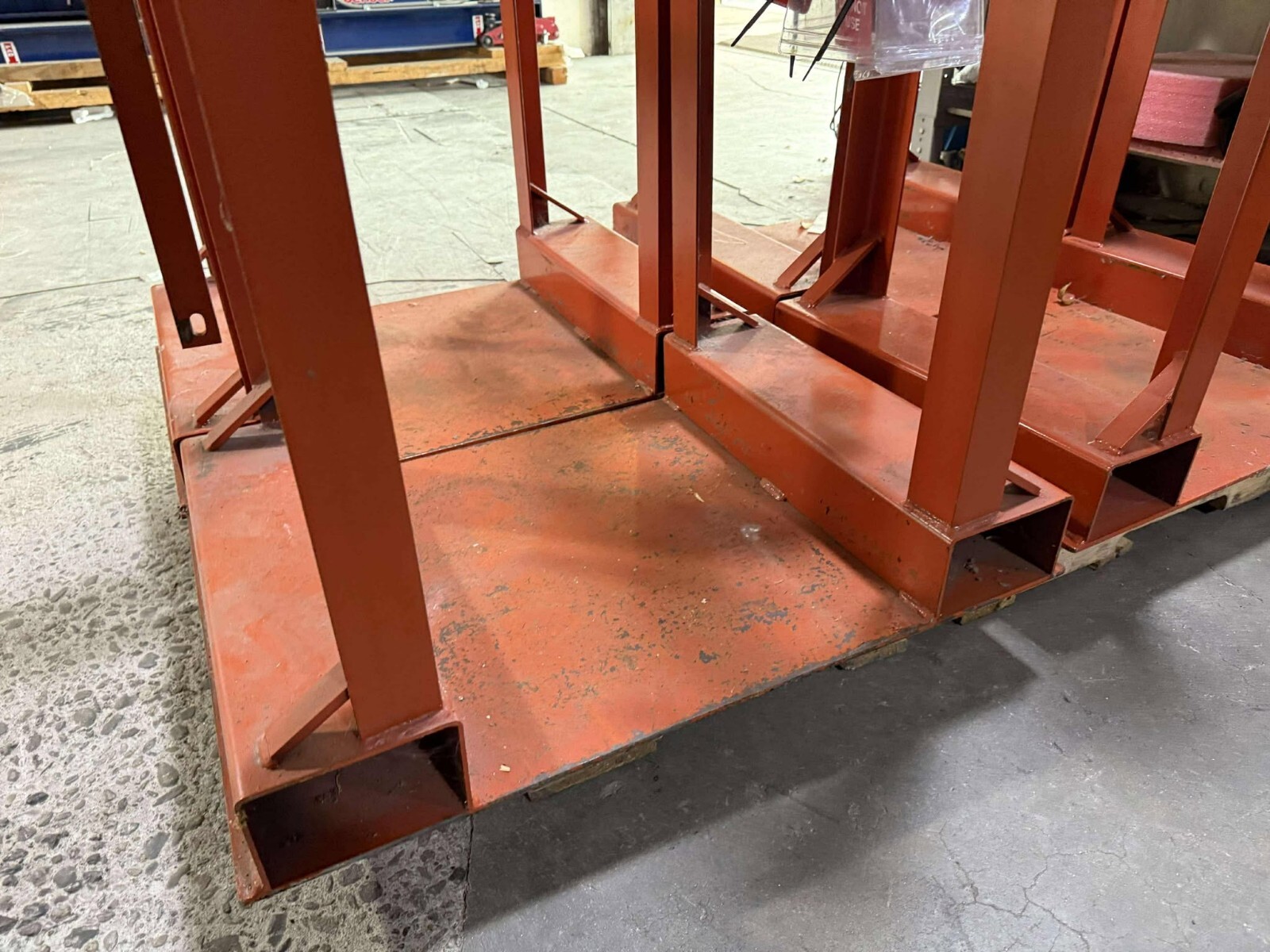 MECO CP4 Global Industrial OMEGA FORKLIFT TABLE STORAGE CADDY 4 CYLINDER
