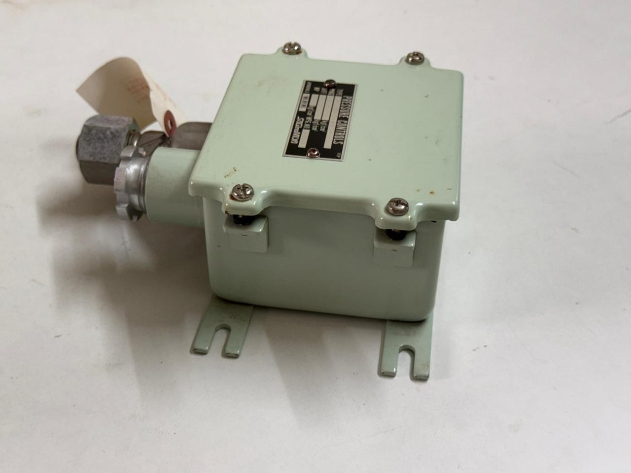 SAGINOMIYA SPS-H135WU3Q PRESSURE CONTROLS