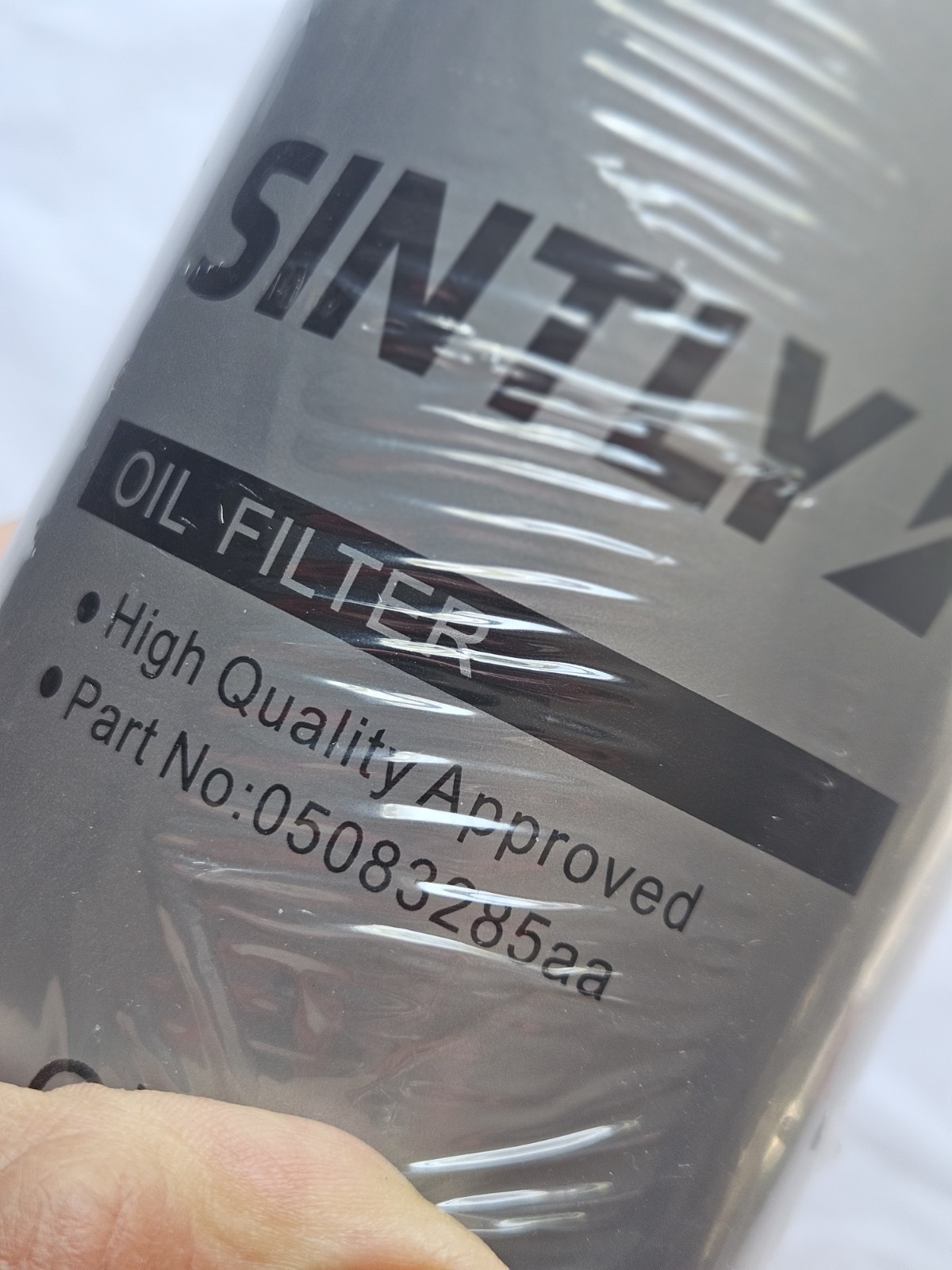 SINTLY New Replacement ENGINE OIL FILTER – 05083285AA High Quality Approved
